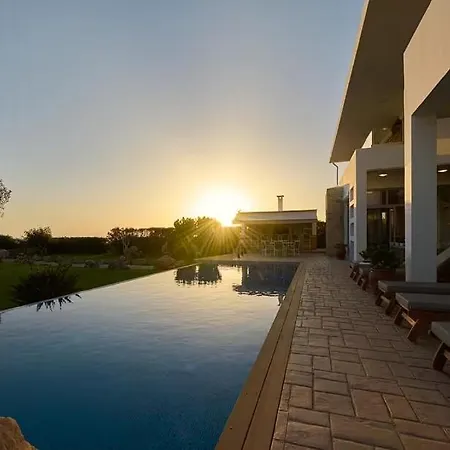 Villa Beautiful Villa On The Seashore ! *