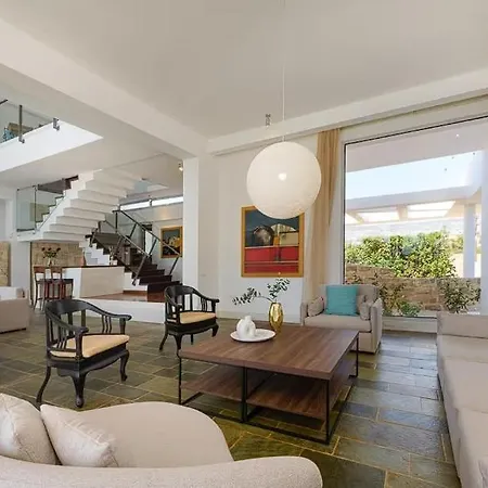 Beautiful Villa On The Seashore ! * Πέγεια